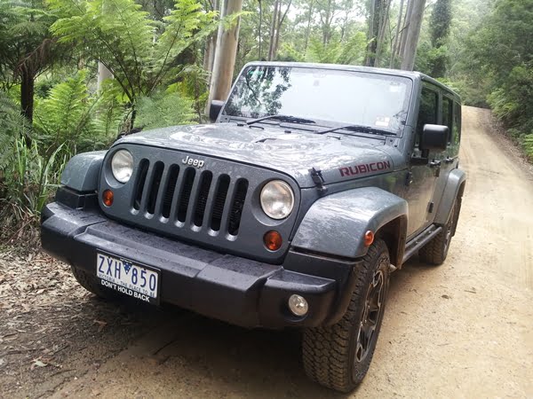 2013 Jeep Wrangler Rubicon 10th Anniversary Edition ext grill