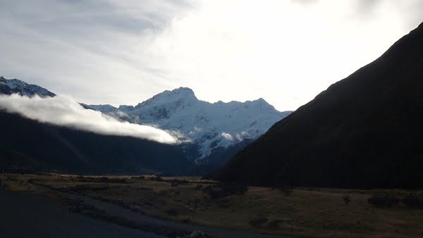 2014 NZ road to MT Cook