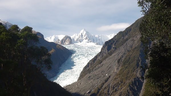 NZ 2014 Fox Glacier face 2