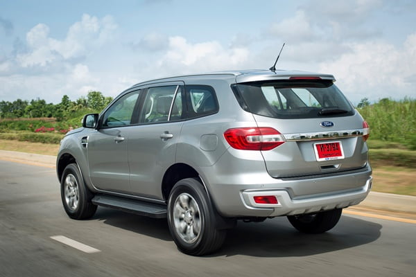 2015 Ford Everest