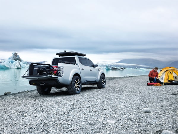 Renault ALASKAN Concept 1