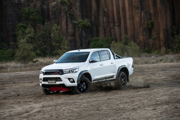 Toyota HiLux TRD 