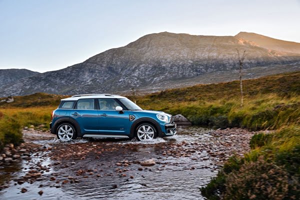 2017 MINI Countryman ALL 4 ext rear