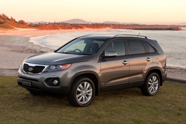 Kia Sorento Platinum ext 1 low res 600 OzRoamer