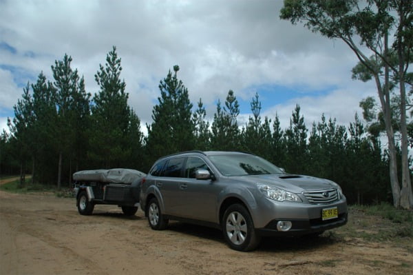 Subaru Outback 2.0D Exterior
