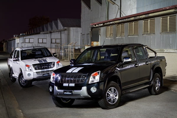 Isuzu D-MAX Limited Edition III black and white