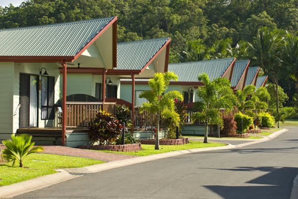 Cairns Coconut Holiday Resort Cabins 2