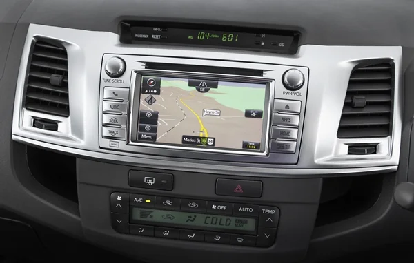 2014 Toyota Hilux 4X4 SR5 centre stack Sat Nav