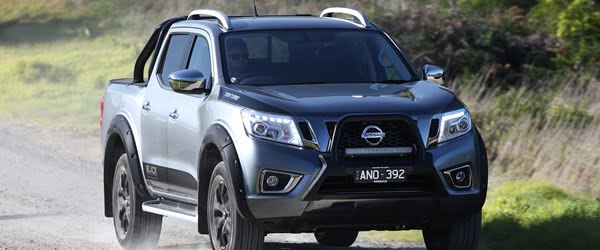 Navara N-Sport Black Edition 3