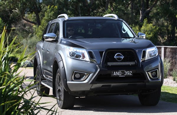 Navara N-Sport Black Edition 3