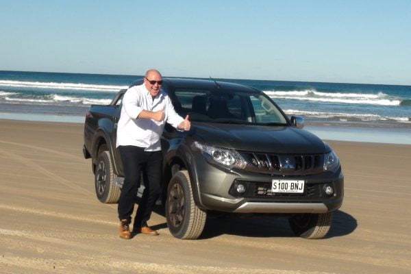 Mitsubishi Triton Exceed Samurai Beach 