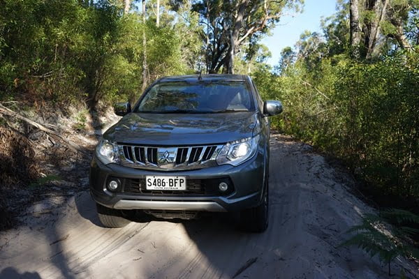 Mitsubishi Triton Exceed 4wd system