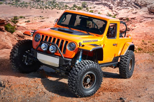 Jeep®  Sandstorm (formerly Desert Hawk) concept