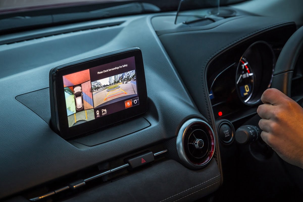 MAZDA CX-3 screen