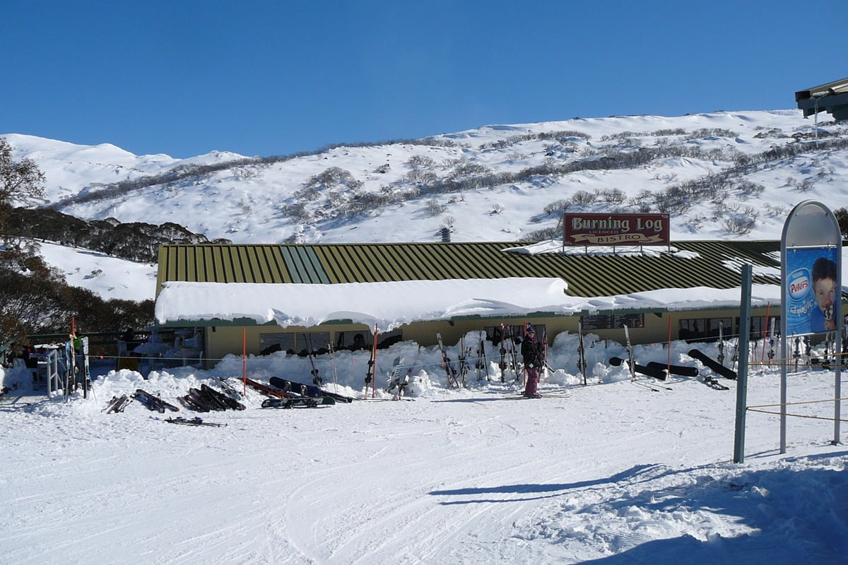 Subaru Perisher Valley Burning Log at Guthega 4