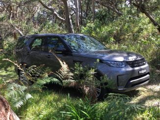 2018 Land Rover Discovery SD4 HSE 1