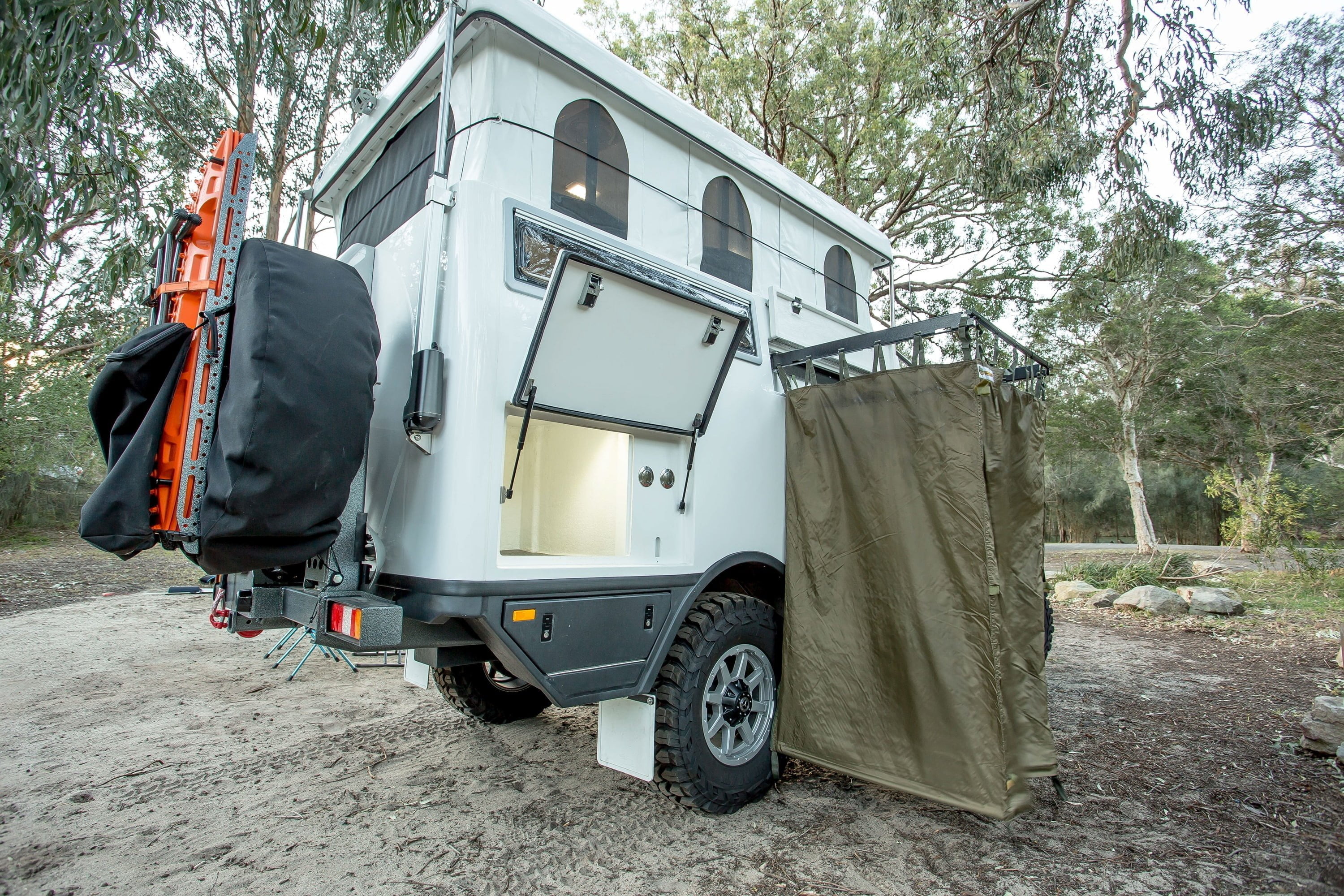 The Earthcruiser Mercedes-Benz G-Pro Escape is for adventurers that want to travel "off the radar" as they explore without the constraints of normal all-terrain vehicles.