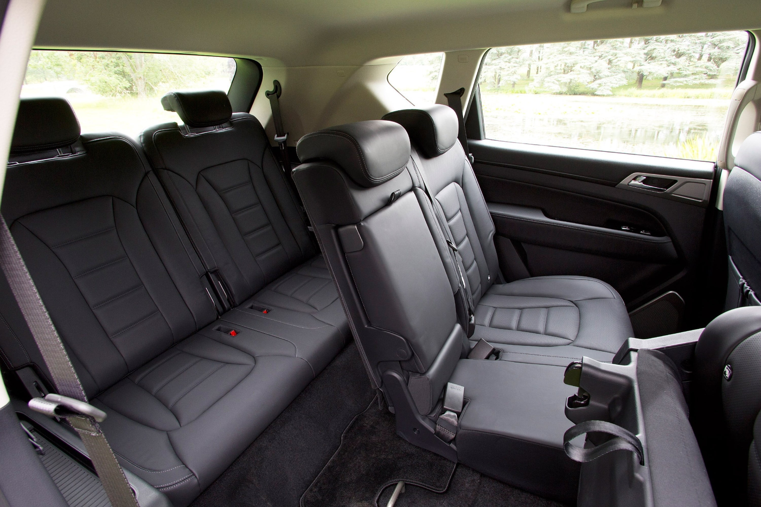 2018 SsangYong Rexton rear seats