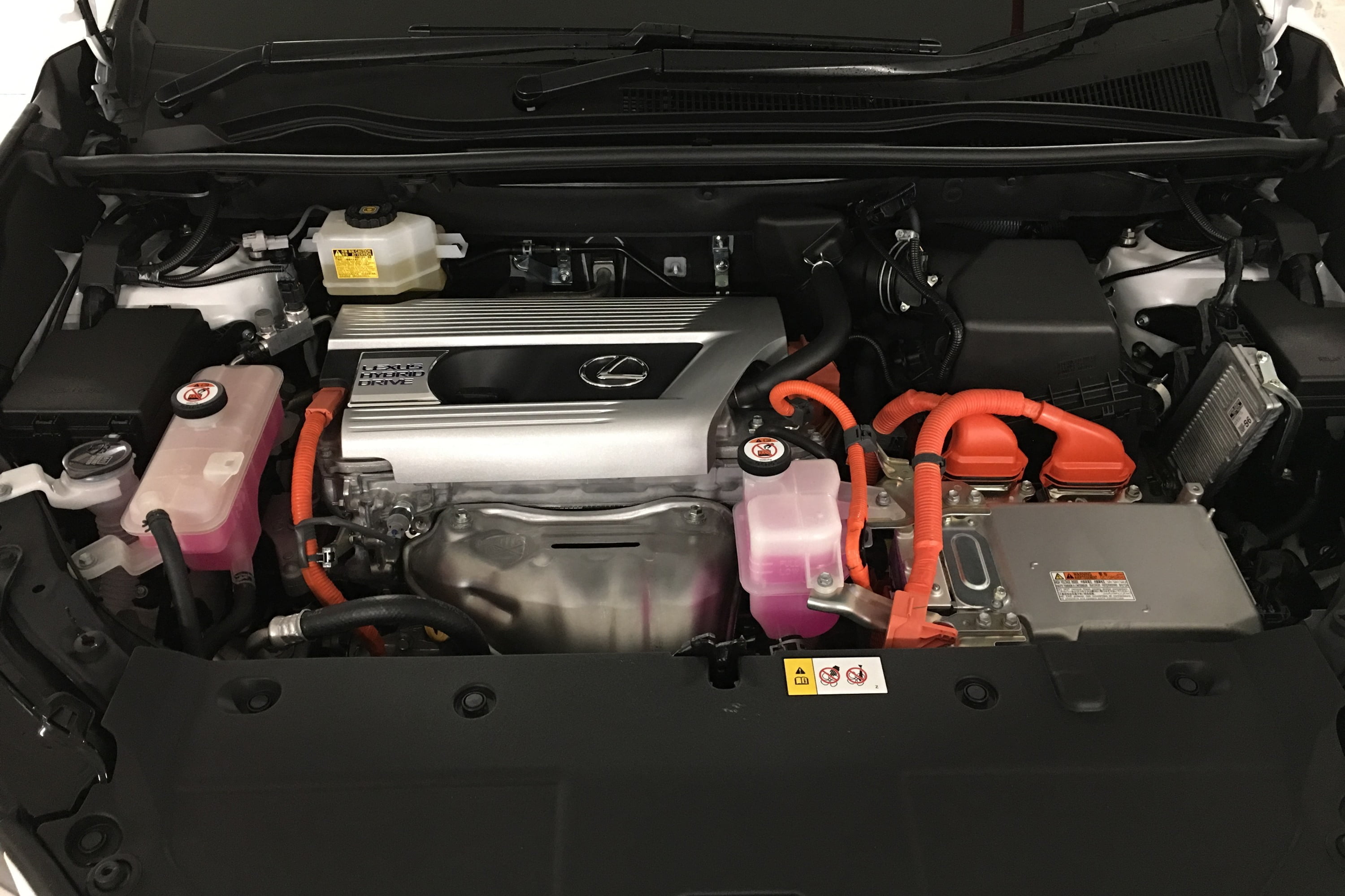 2019 Lexus NX 300h AWD F Sport centre console