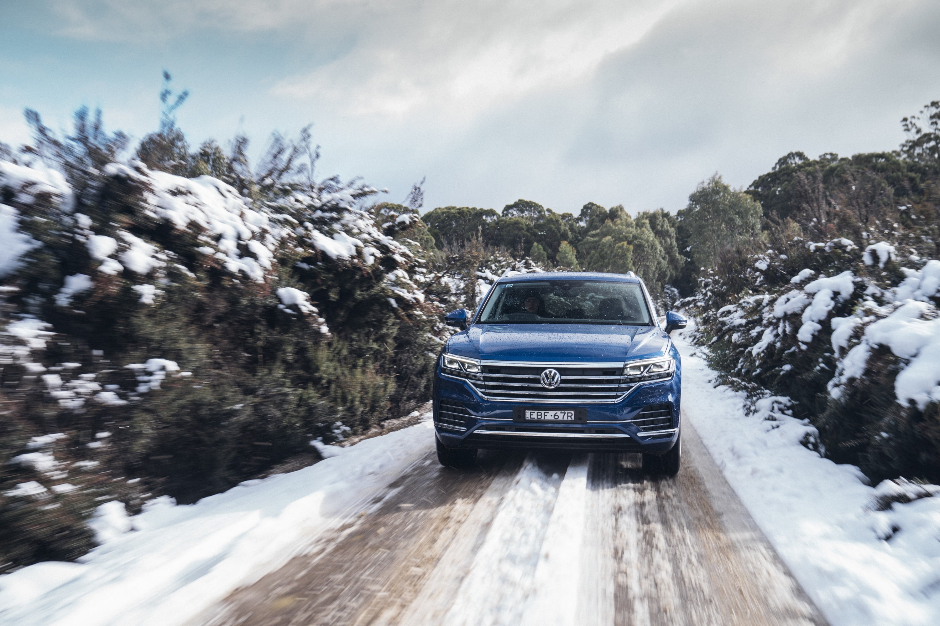 2019 VW Touareg Snow image 1