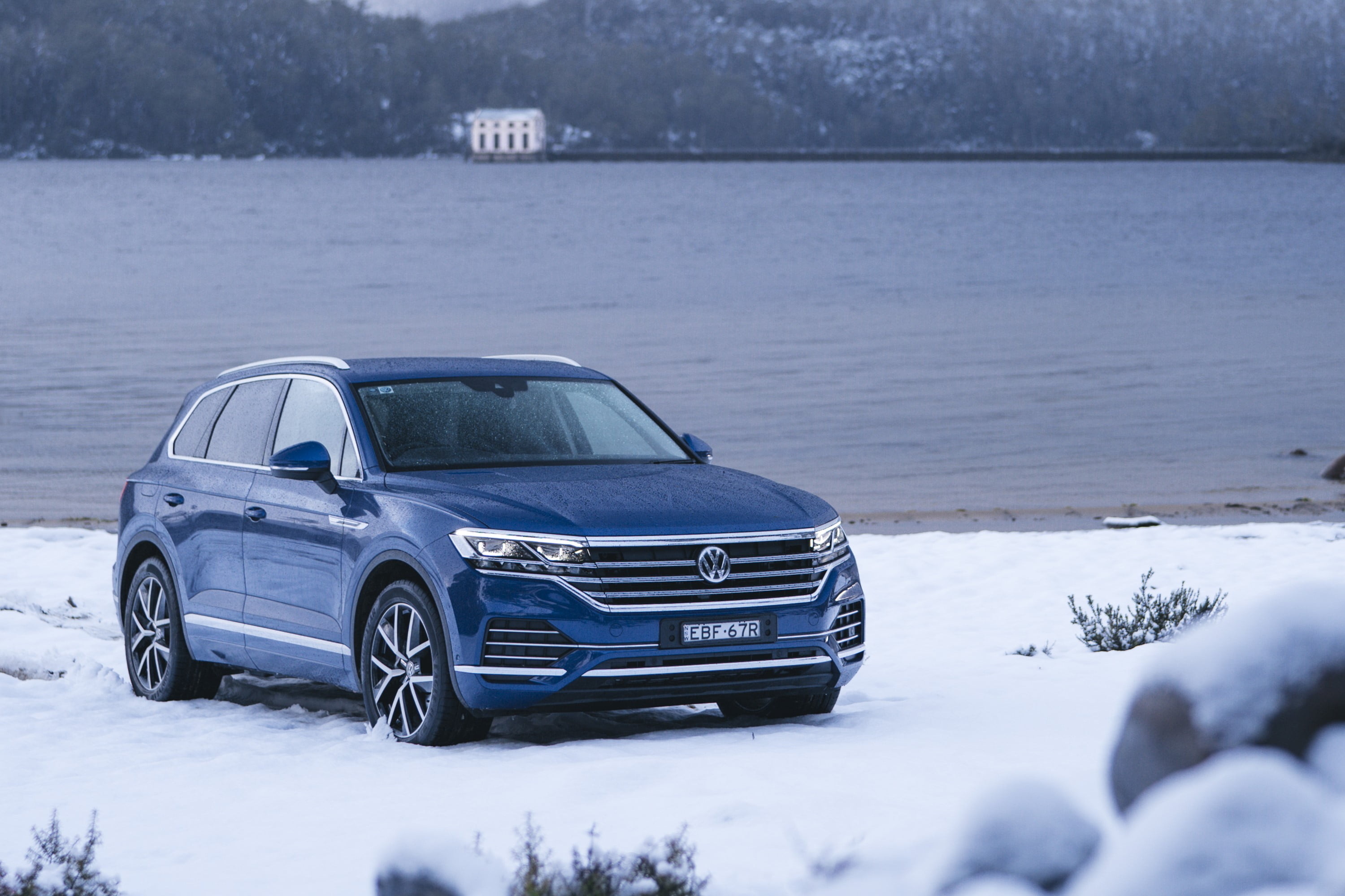 2019 VW Touareg Snow image 2