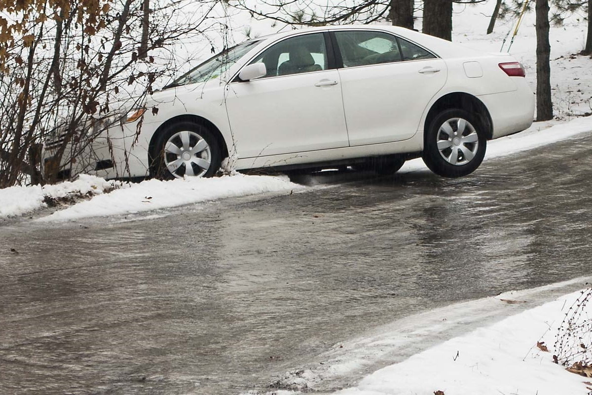 Snow driving tips car off road