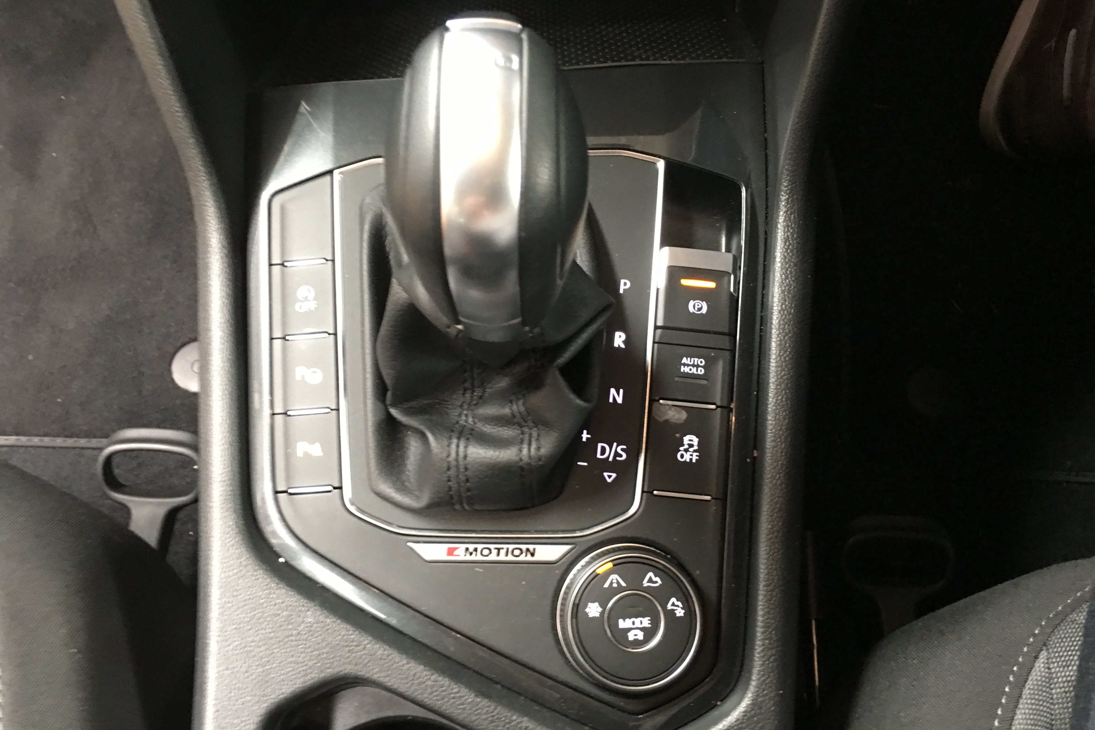 VW Tiguan 132 TSi Comfortline transmission