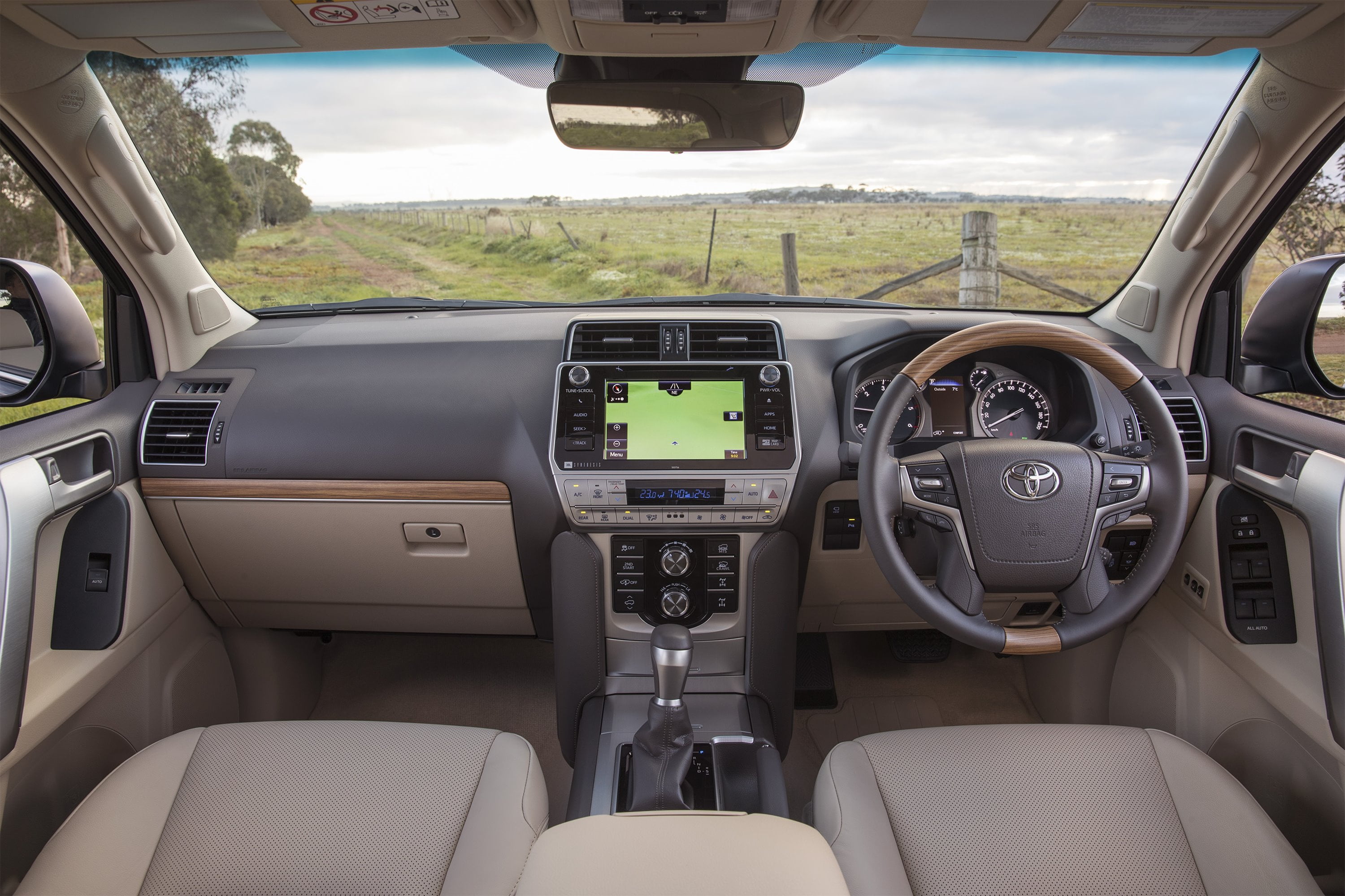 Toyota LandCruiser Prado Kakadu interior