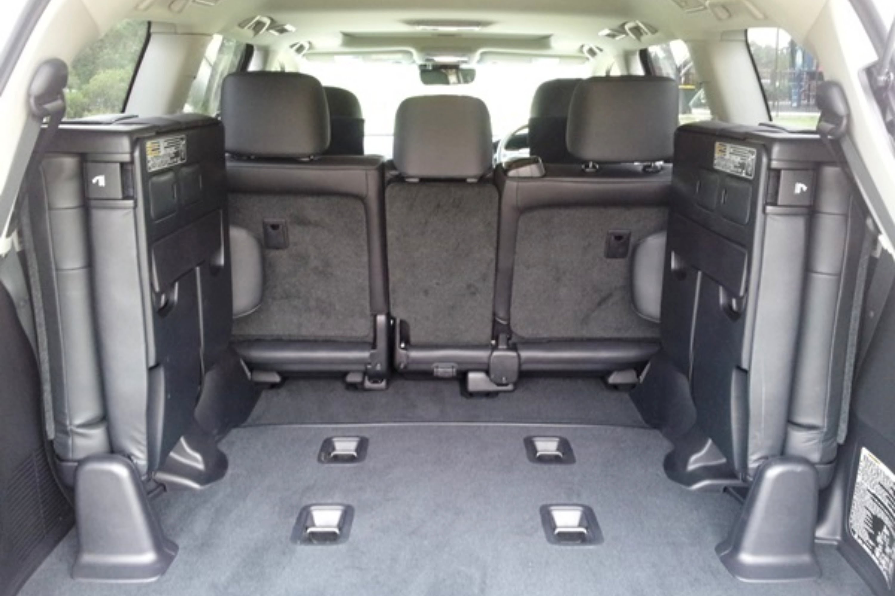 19 Toyota Landcruiseer 0 Vx Rear Seats Third Row Ozroamer