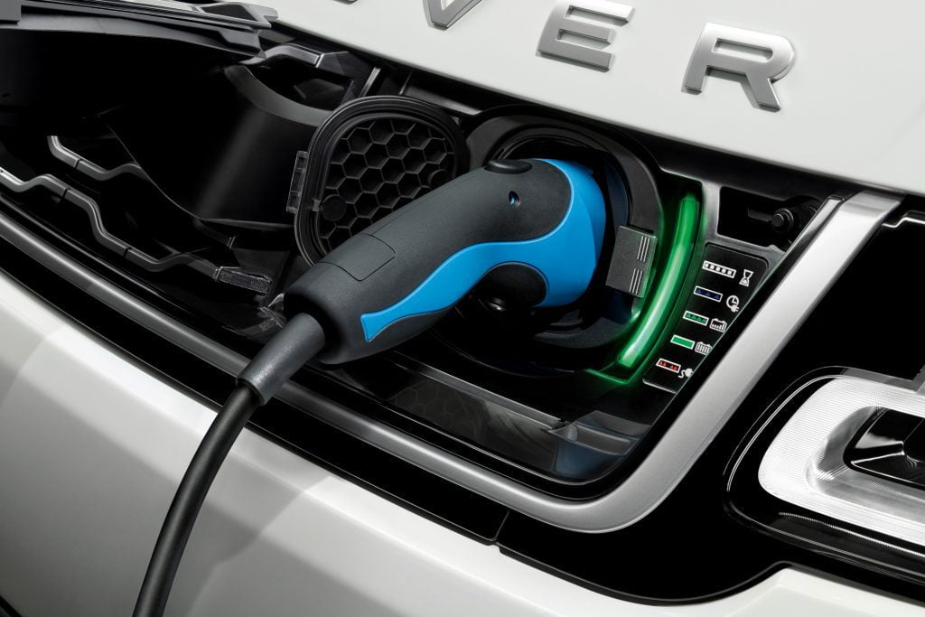 Range Rover Sport P400e PHEV HSE AWD 2019 Review