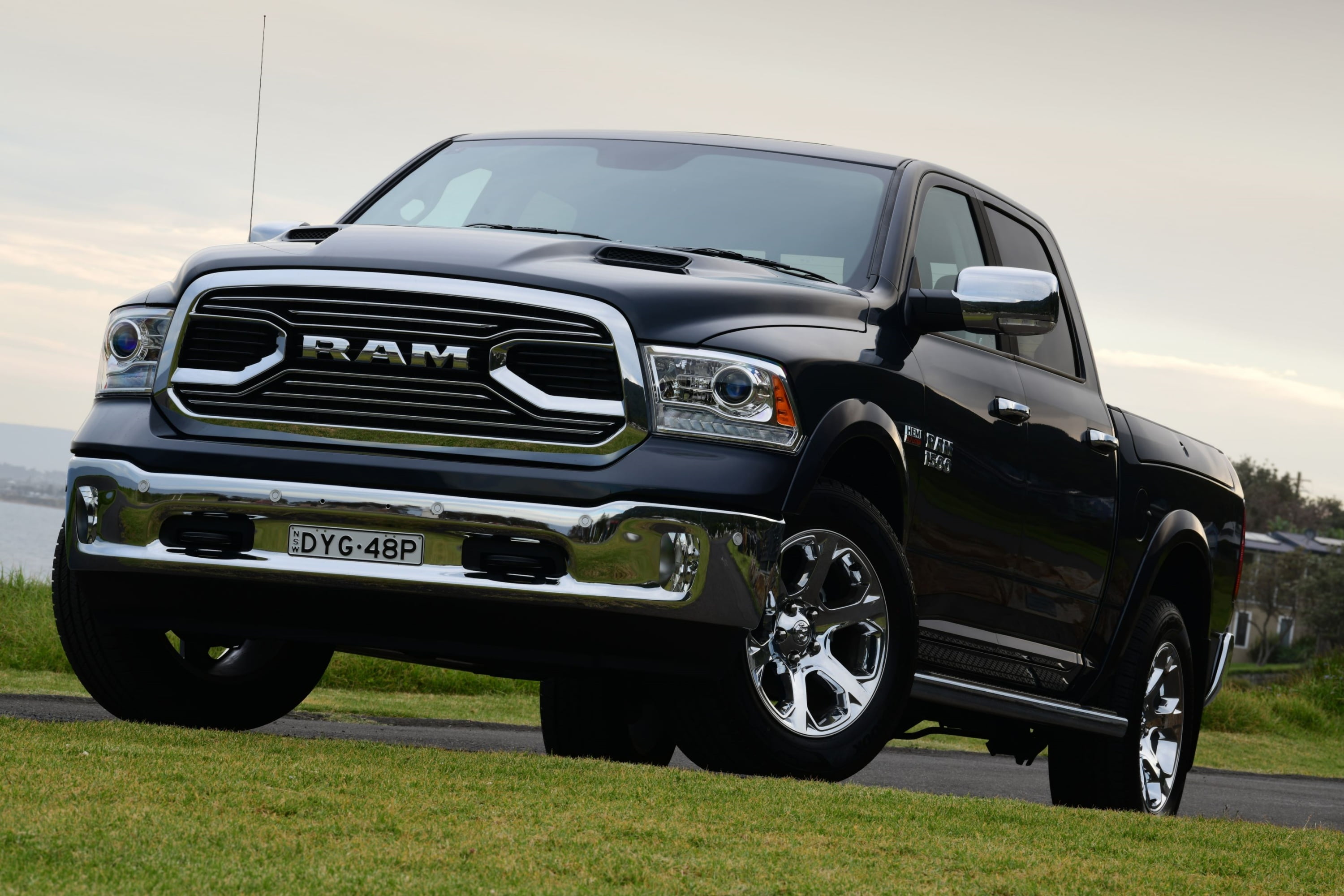 2019 RAM 1500 Laramie 1