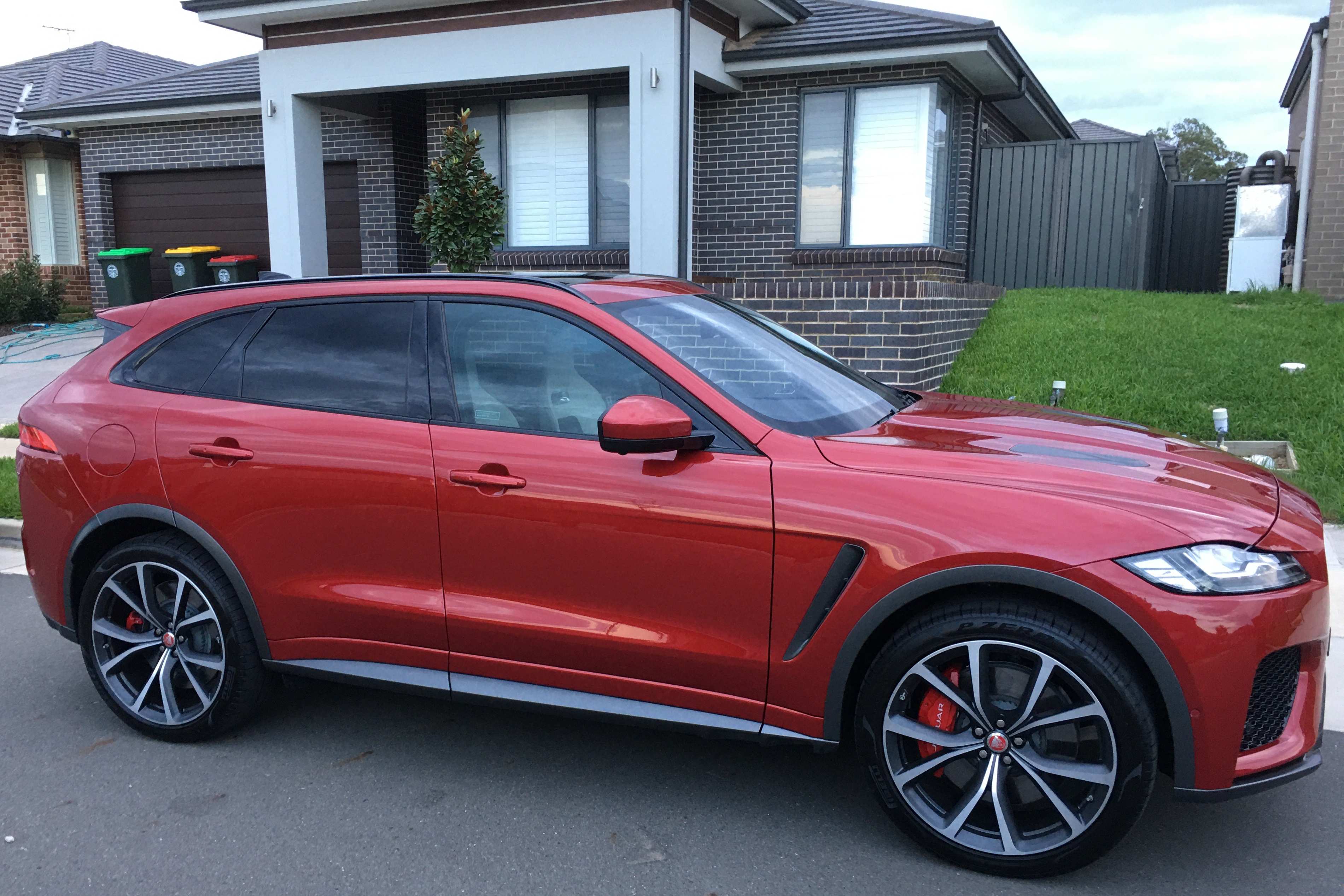 2020 Jaguar F-PACE SVR 12 exterior