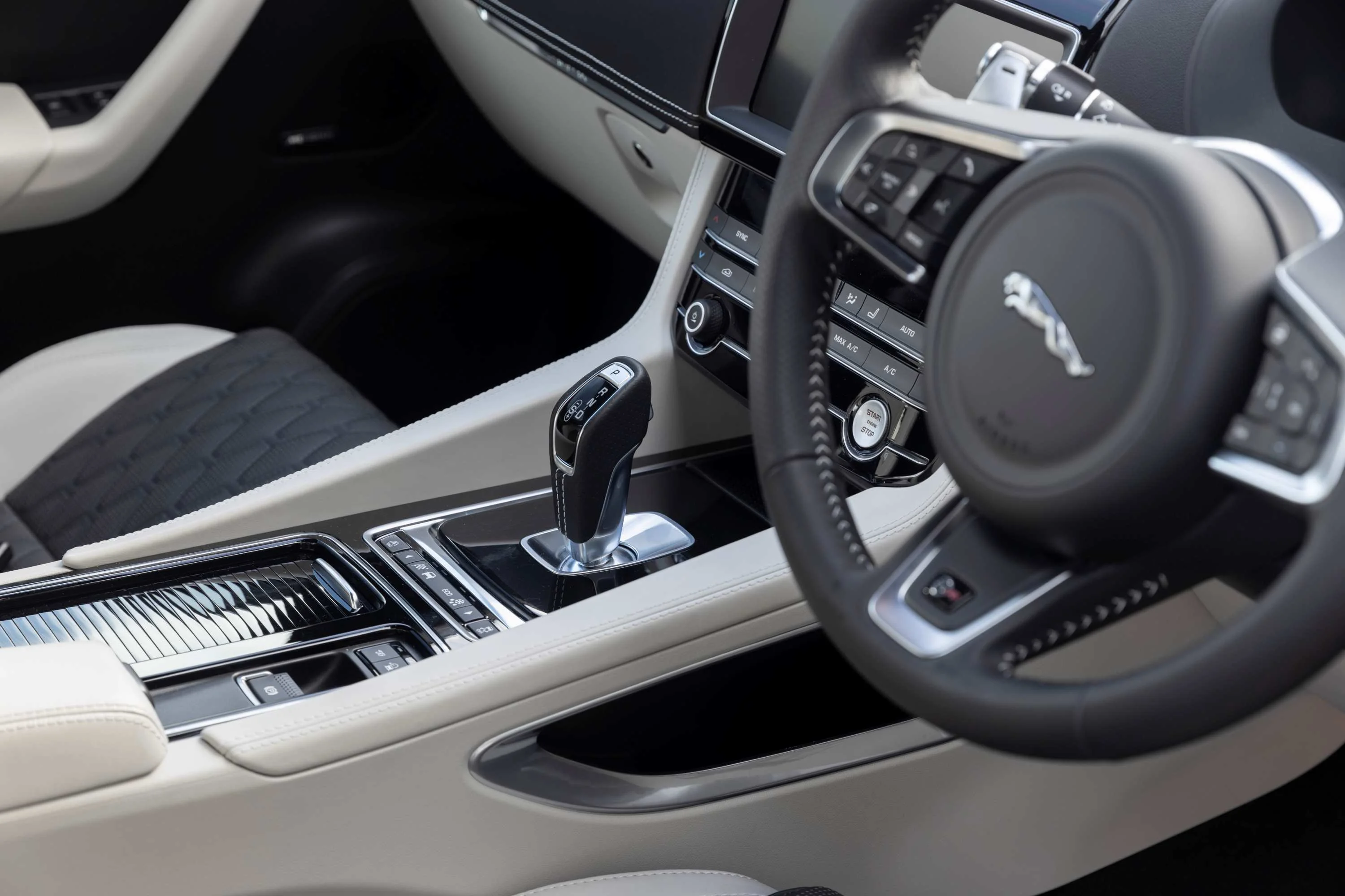 2020 Jaguar F-PACE SVR 8 transmission