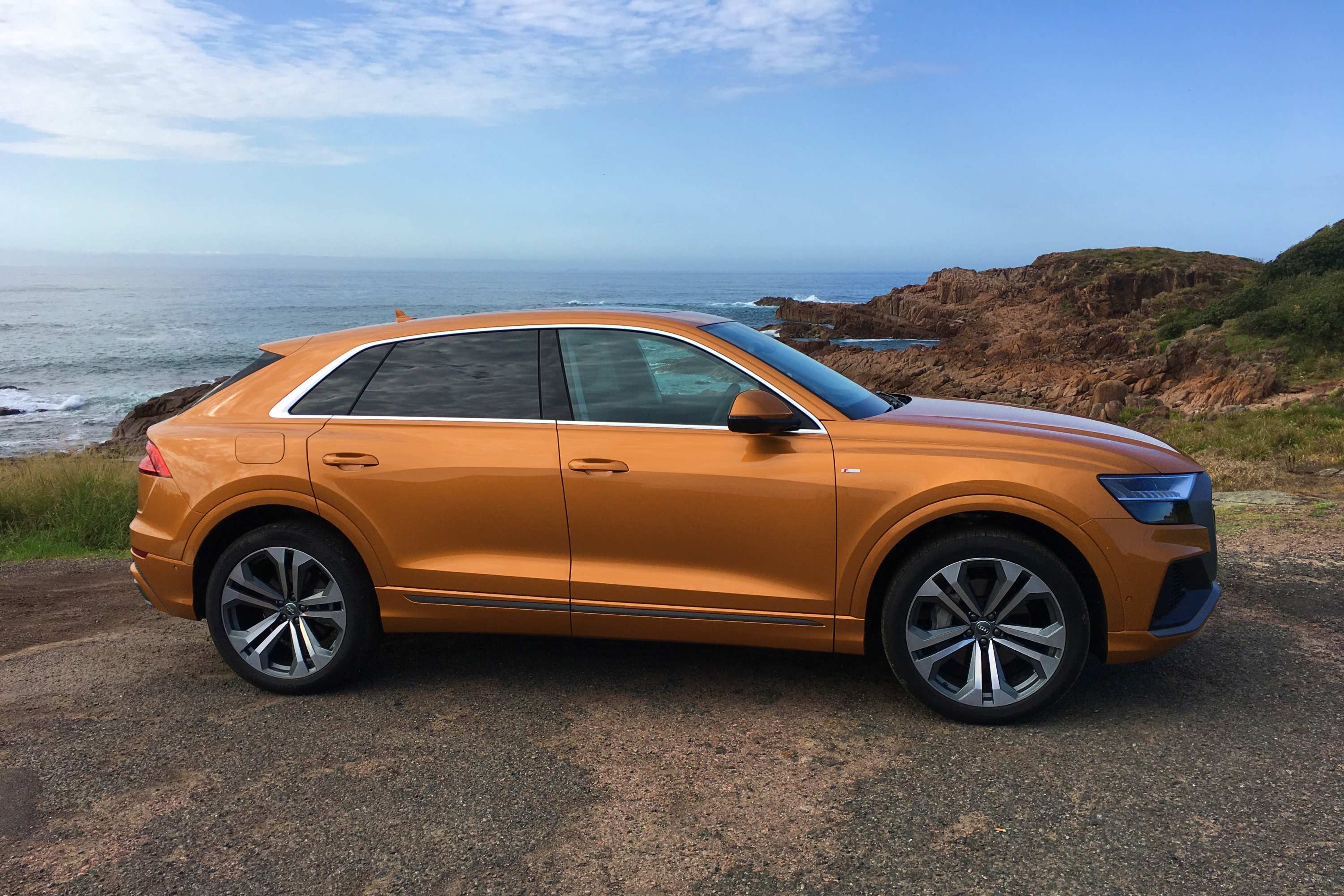 2020 Audi Q8 S Line 1 profile