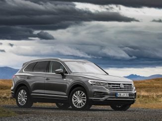 Volkswagen's Touareg V8 TDI R-Line packs a 4.0-litre twin turbo diesel engine that delivers 310kW and a formidable 900Nm, arrives Volkswagen's Touareg V8 TDI R-Line packs a 4.0-litre twin turbo diesel engine that delivers 310kW and a formidable 900Nm, arrives in quarter four this year.