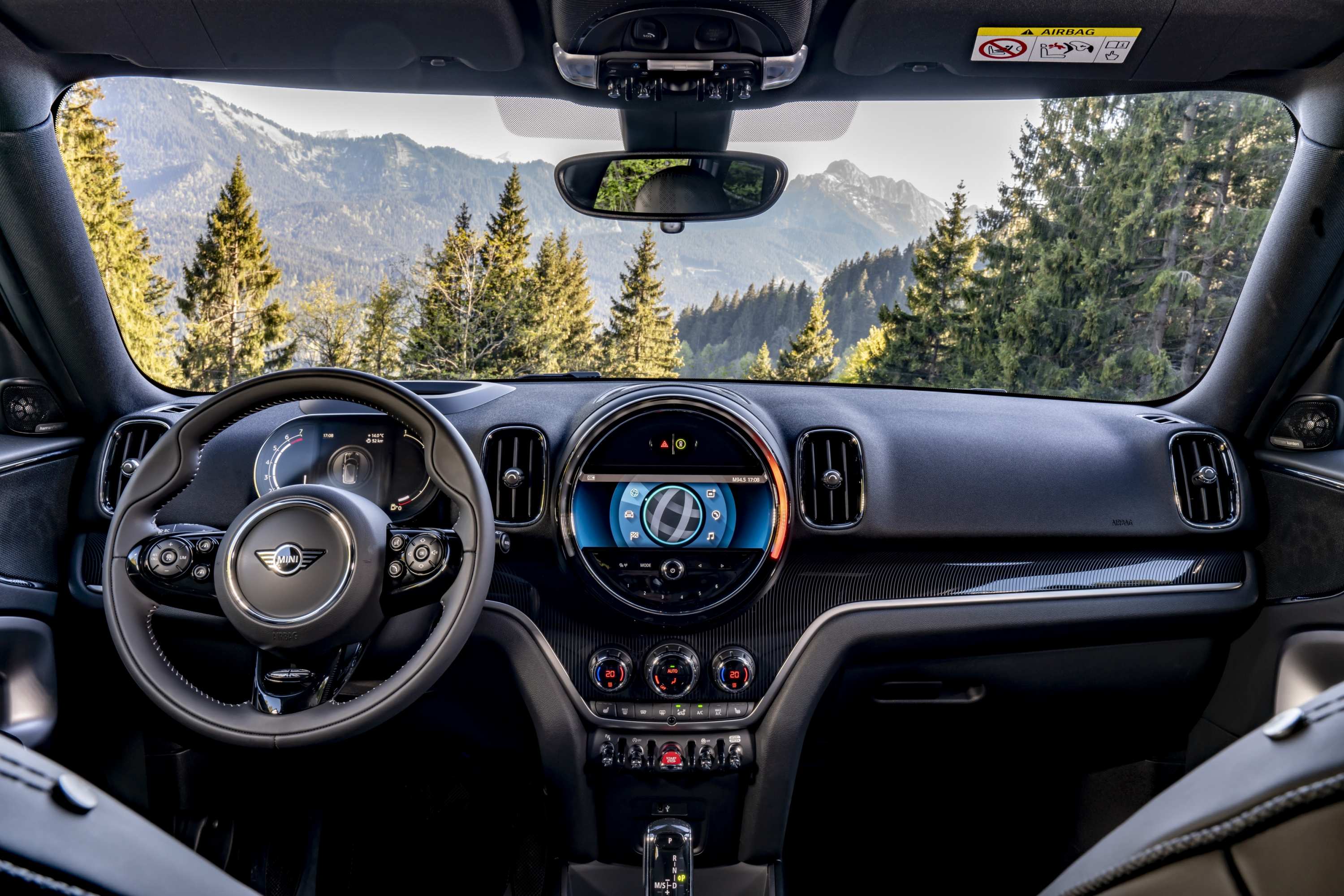 2020 MINI Countryman interior 2