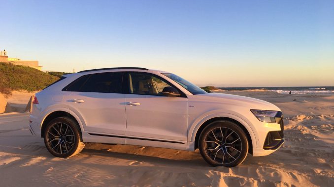 Audi Q8 50 TDI S-LINE QUATTRO side
