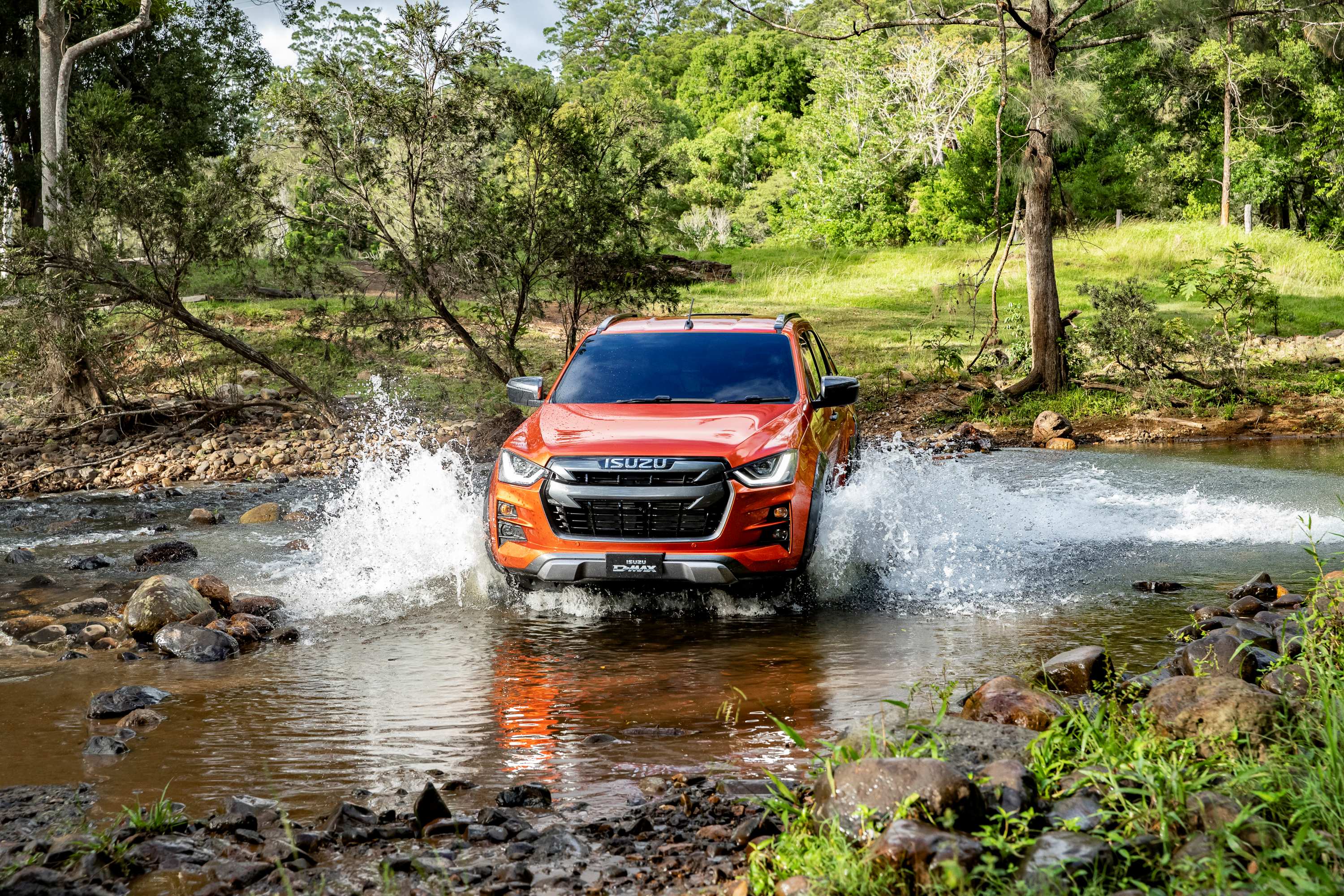 Isuzu D-MAX 21MY Front Seat Leather X-TERRAIN