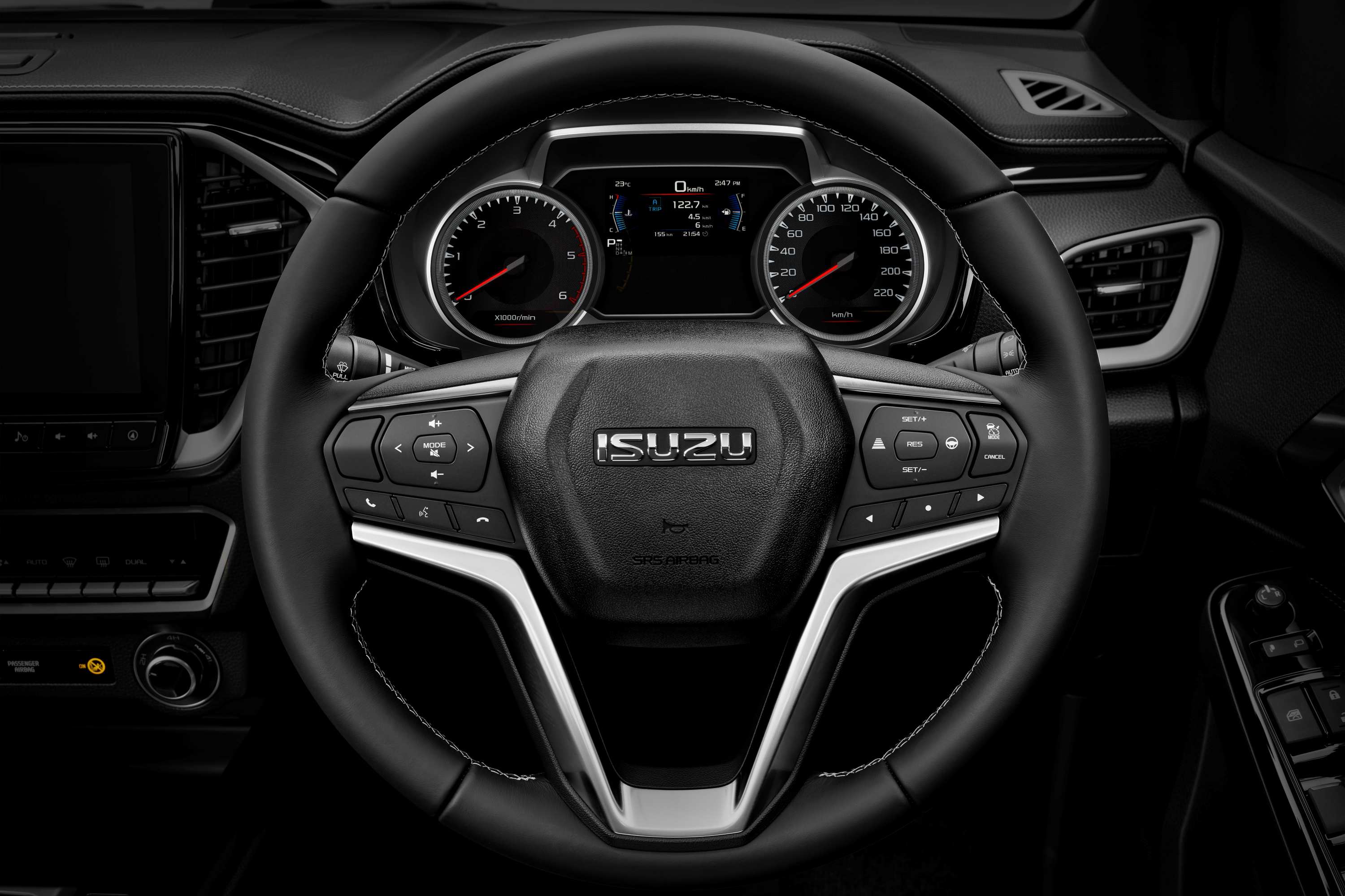 Isuzu D-MAX 21MY X-TERRAIN Steering Wheel