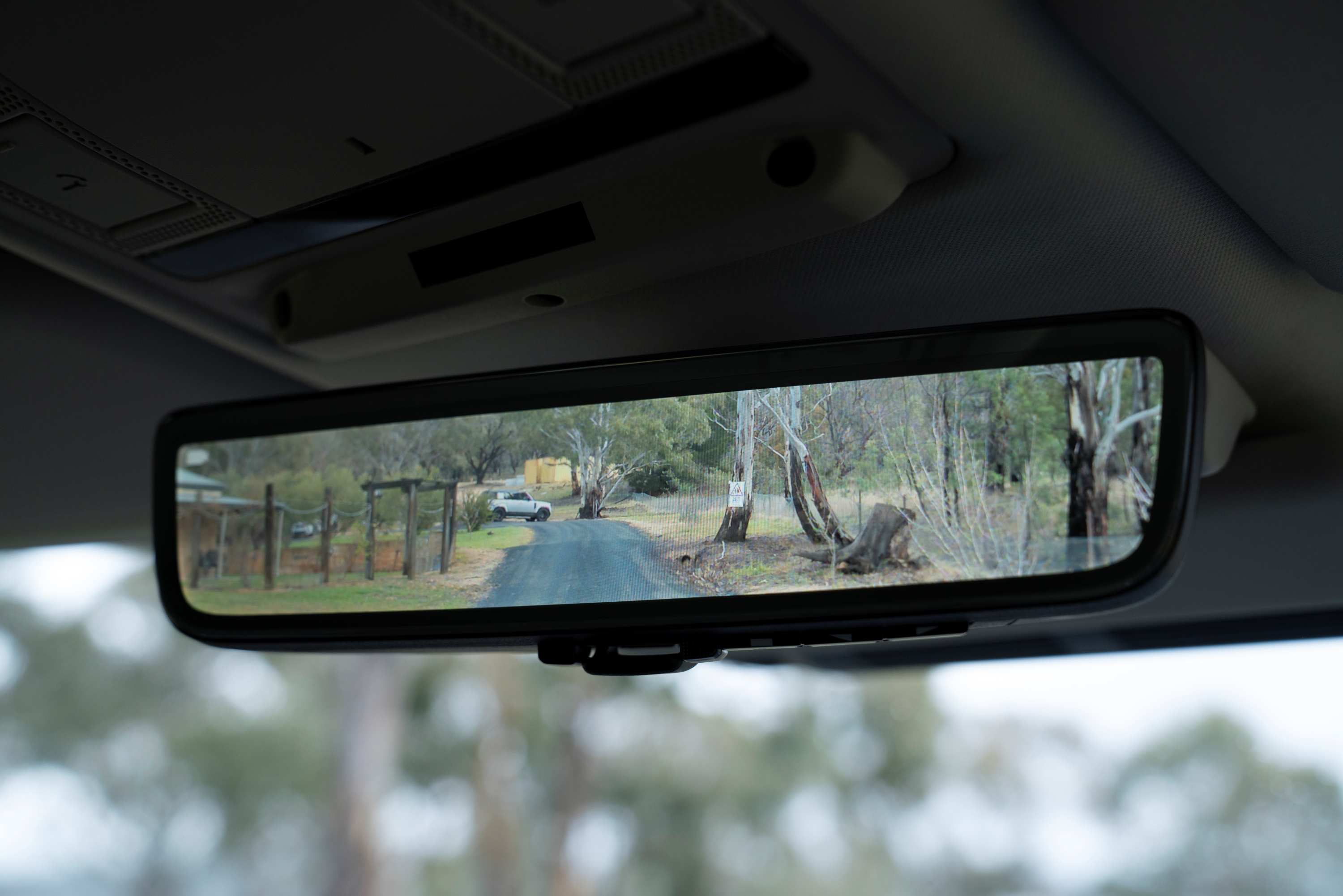 Land Rover Defender camera mirror