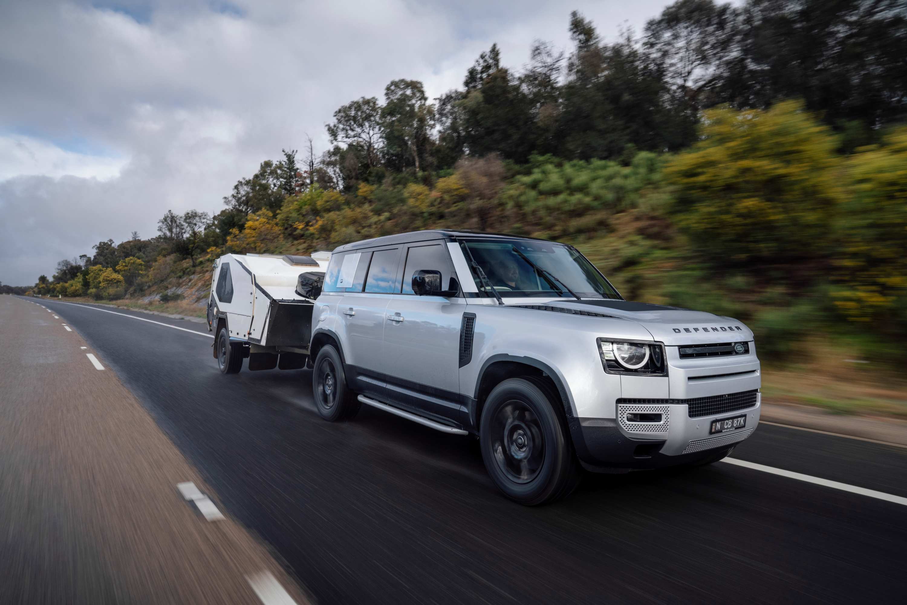 Land Rover Defender towing