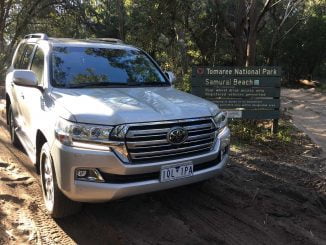 Toyota LandCruiser Sahara 2020 front qtr 1