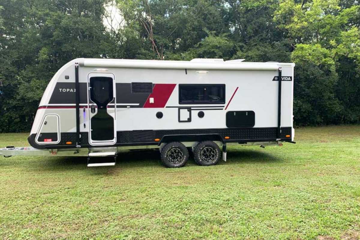 2020 Topaz_CV7054SL_Exterior_Side