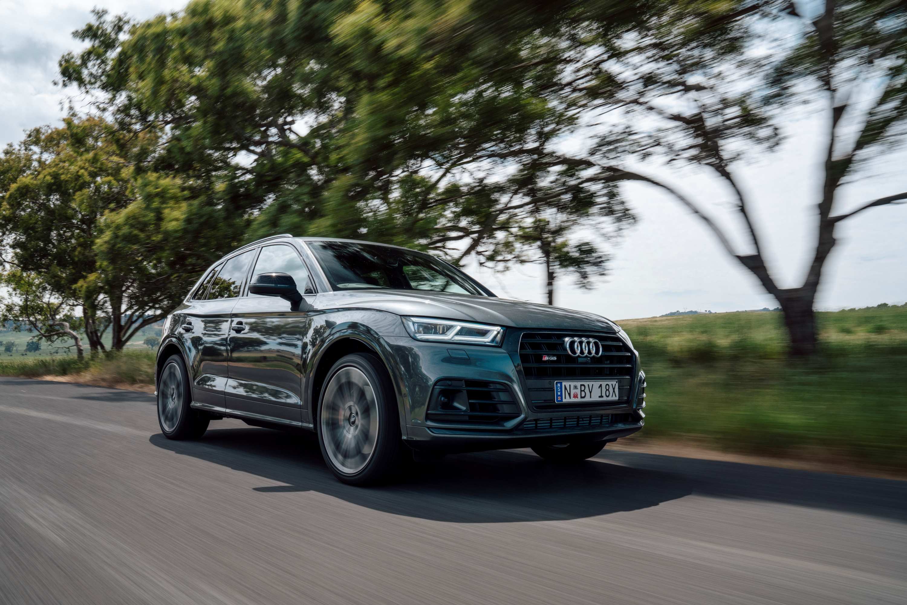 Audi SQ5 TDI 2020 driving 2