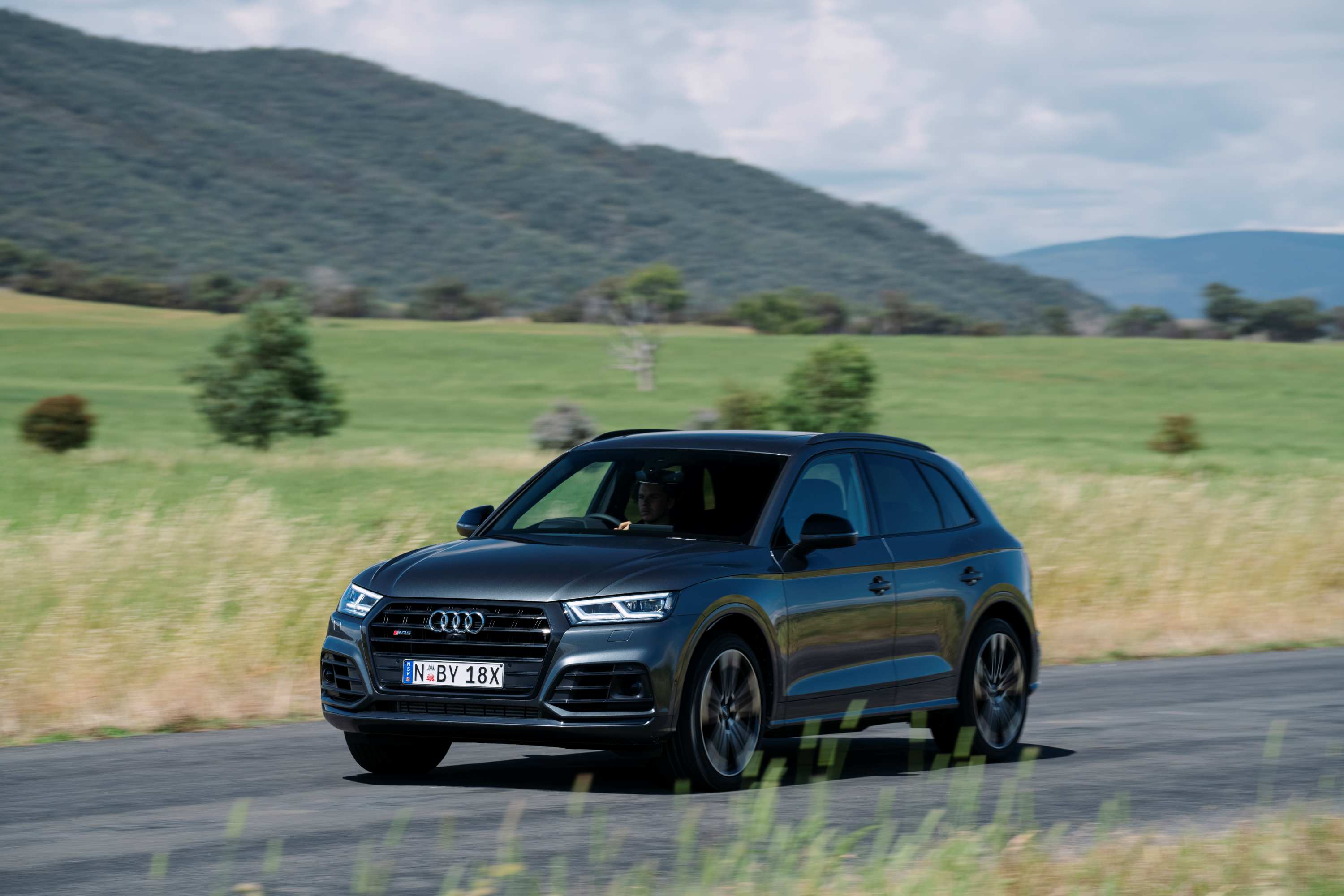 Audi SQ5 TDI driving