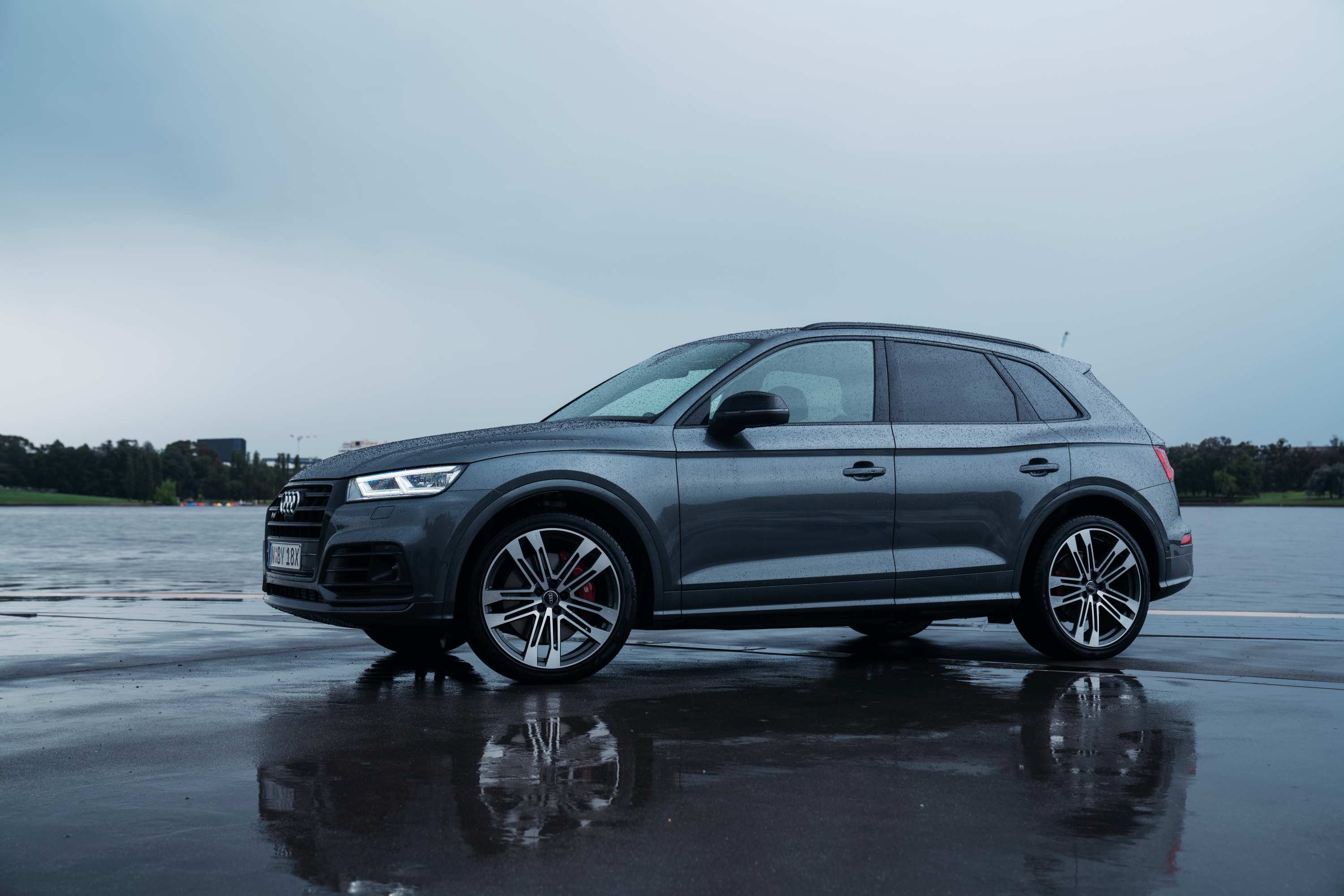 Audi SQ5 TDI profile