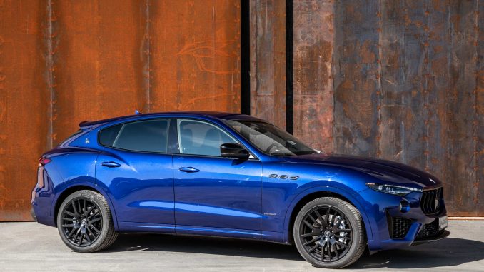 MY21 Levante GranSport exterior qtr