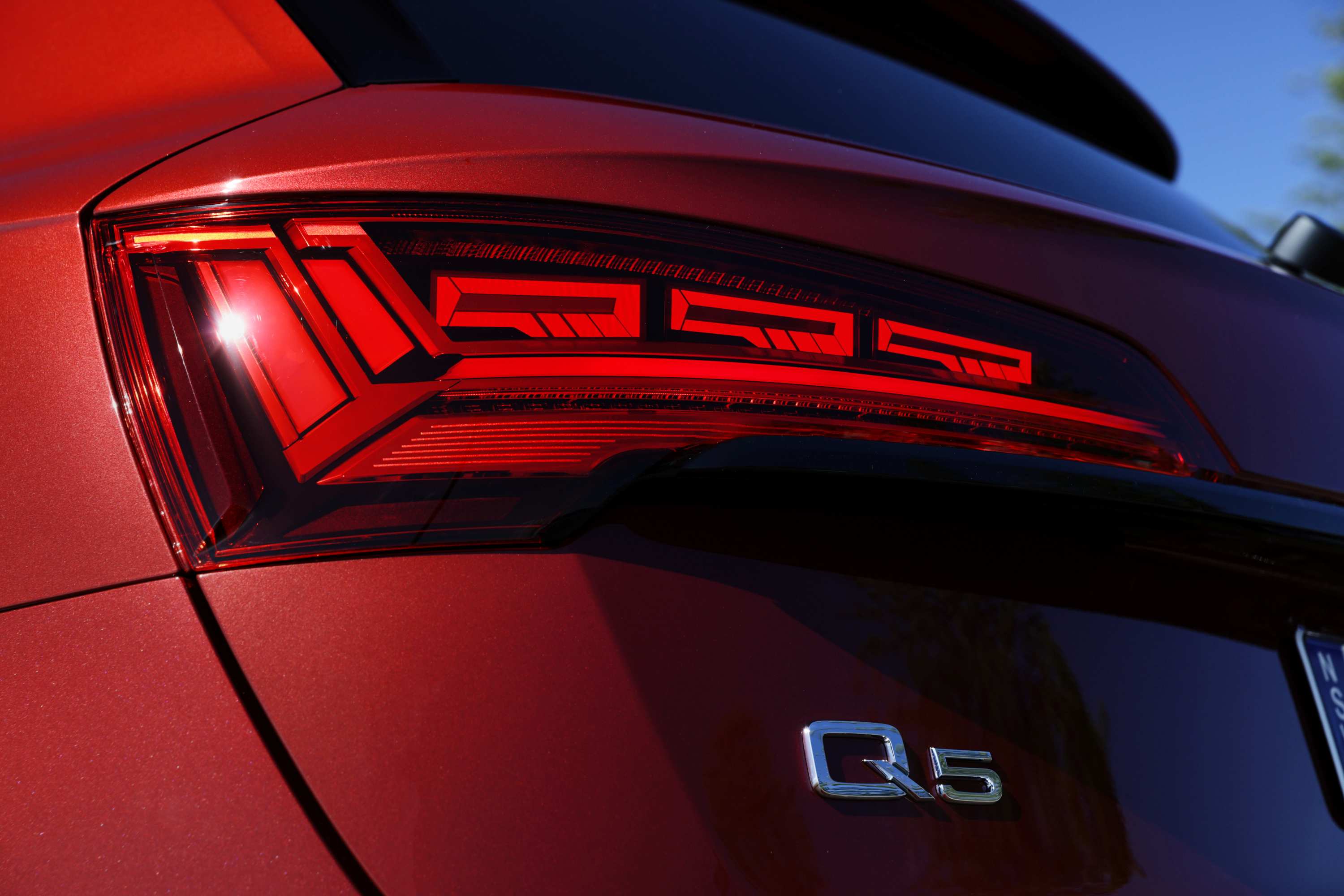 Audi Q5 2021 OLED Tail Lights