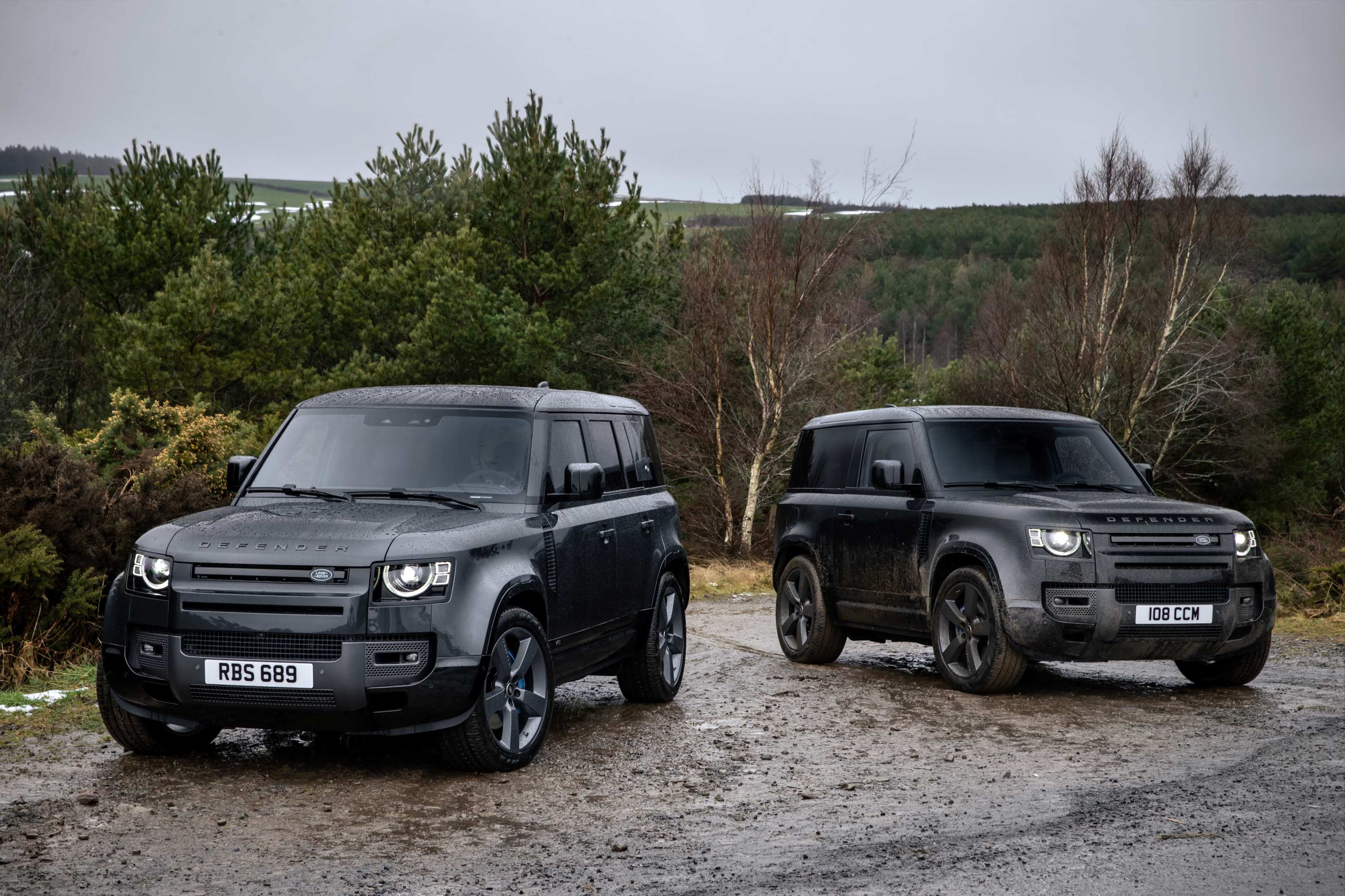 2021 Land Rover Defender V8 110 and 90