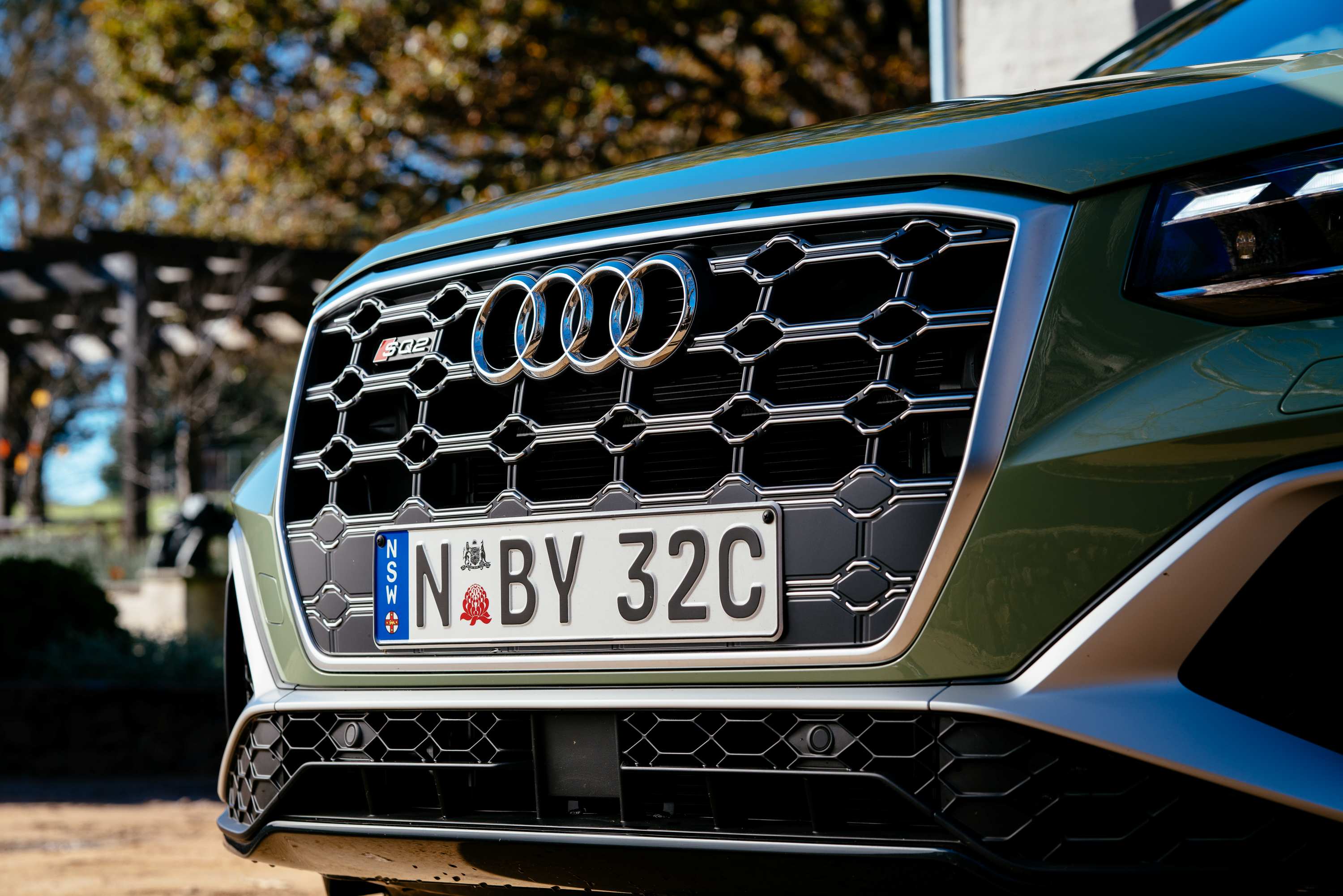 2021 AUDI SQ2 grill